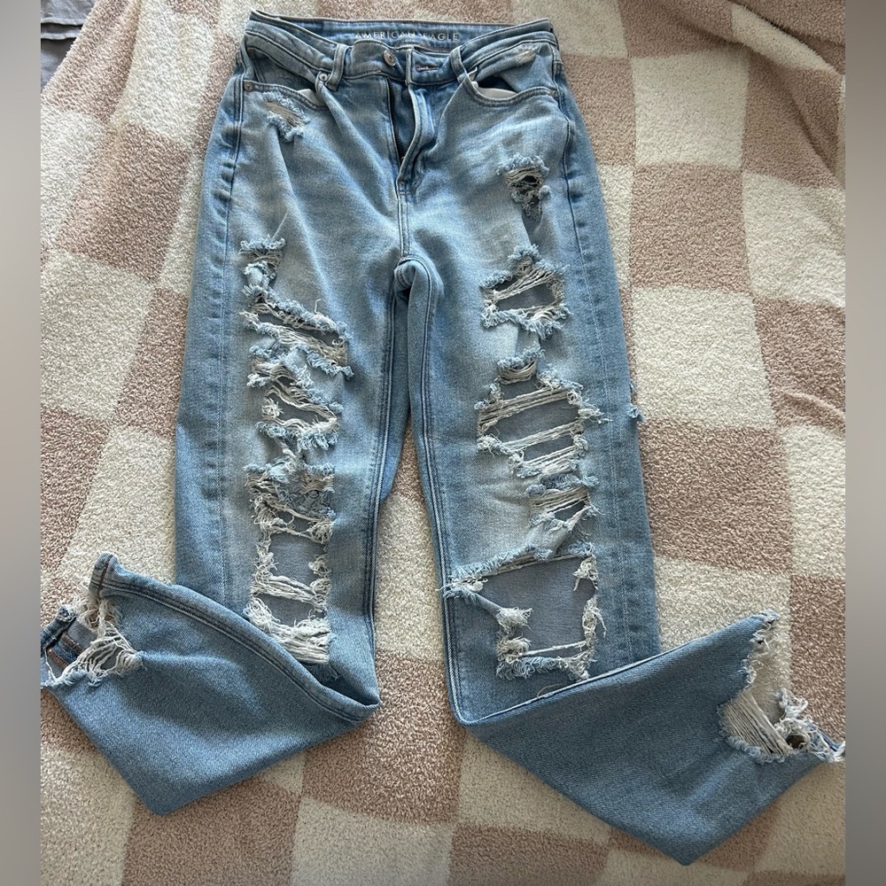 Distressed American Eagle Mom Jeans
